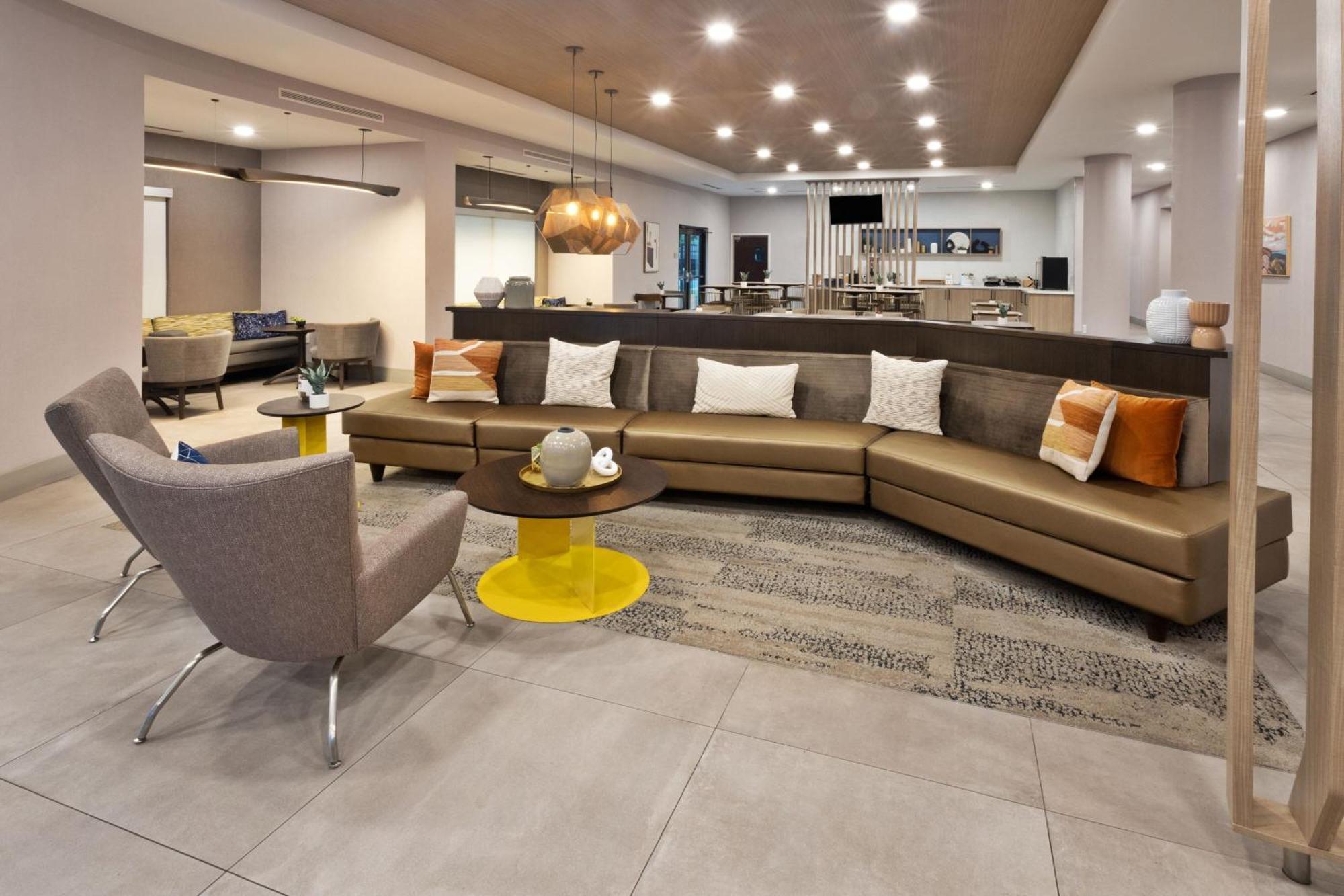 Springhill Suites Birmingham Colonnade Eksteriør billede
