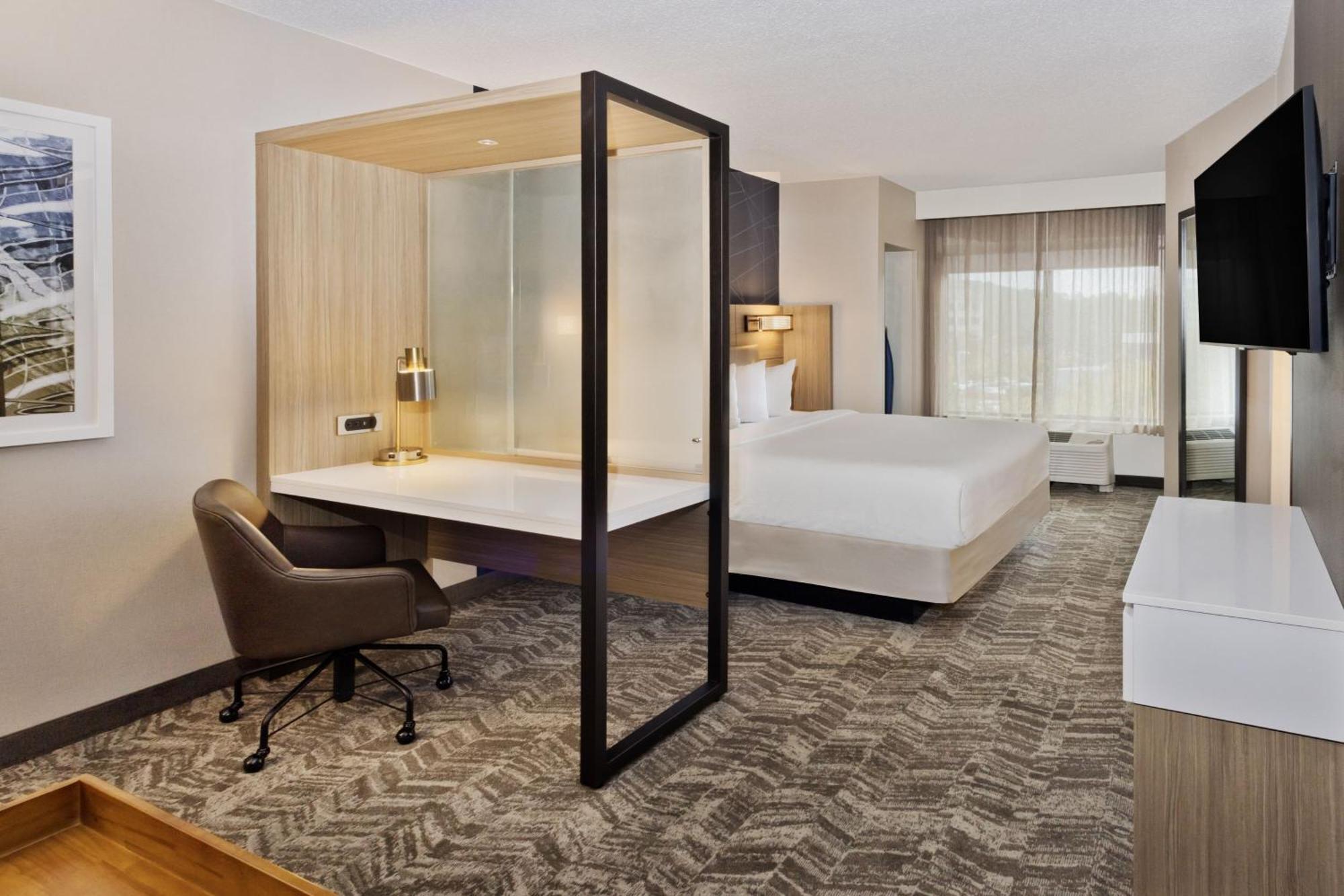 Springhill Suites Birmingham Colonnade Eksteriør billede
